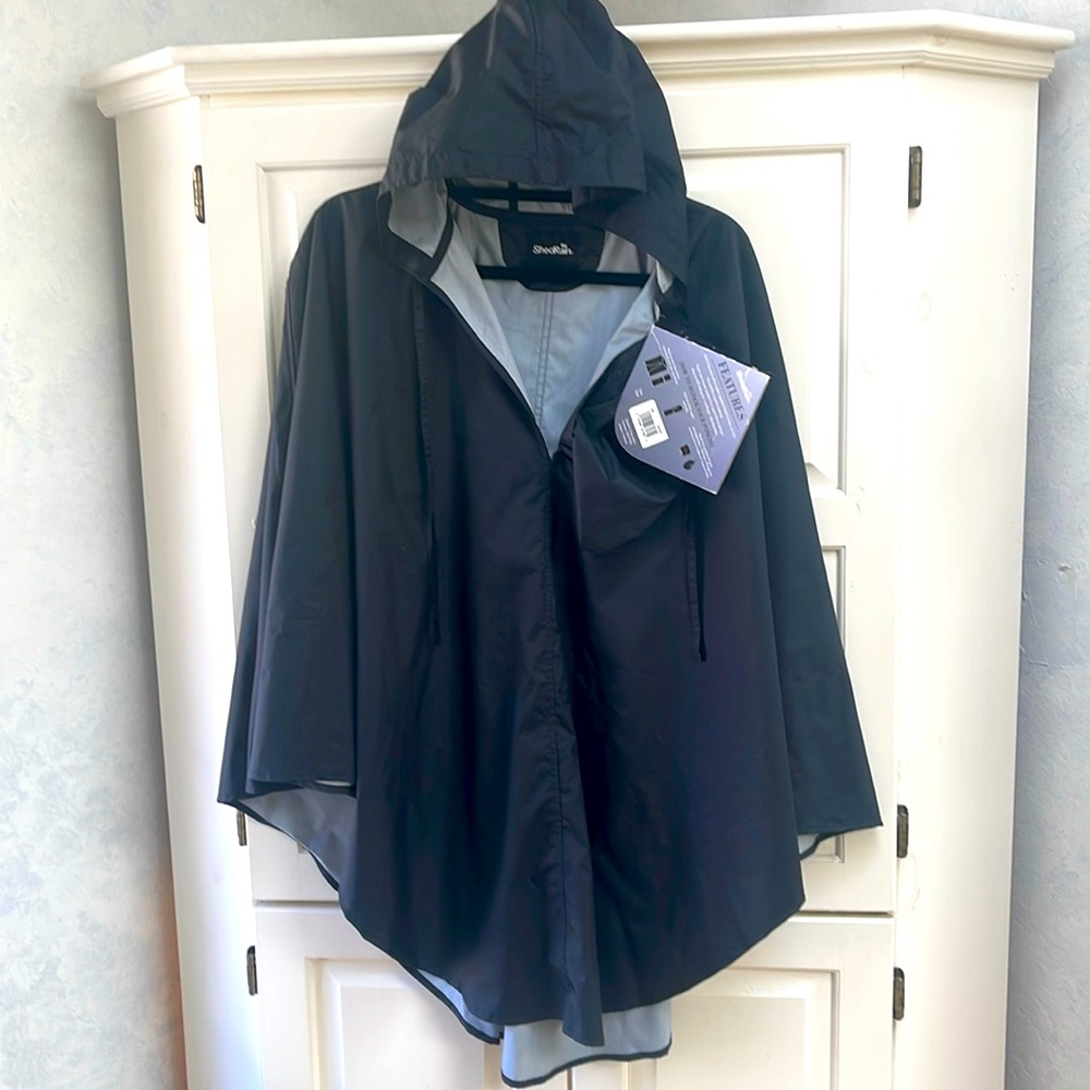 ShedRain Black Rain Poncho w/hood One Size Fits Most~GREAT FOR TRAVEL